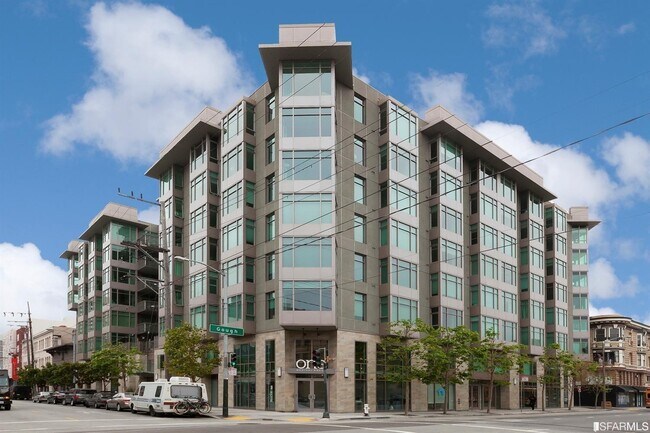 Building Photo - 55 Page St