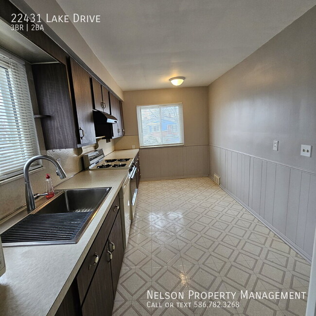 Building Photo - 22431 Lake Dr