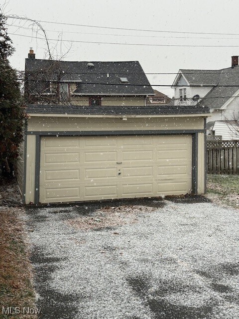 Building Photo - 10717 Park Heights Ave