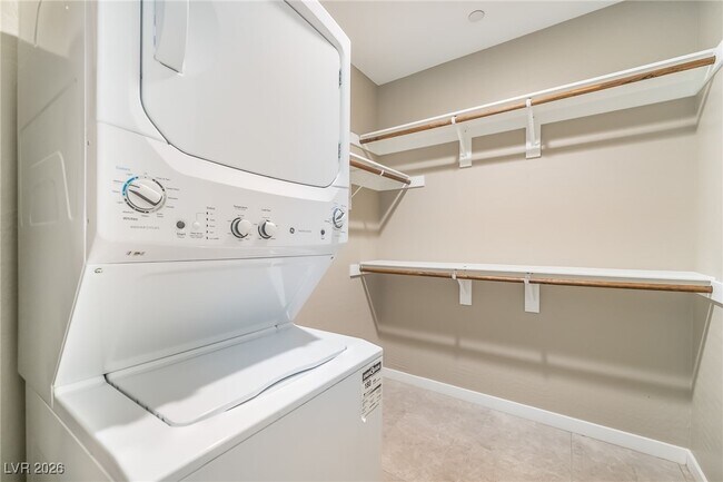 Building Photo - 779 Glistening Lgt Ct