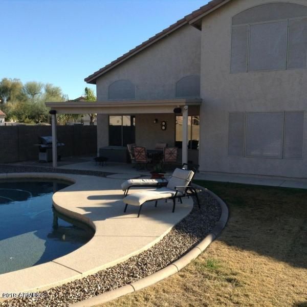 Building Photo - 1266 W Kingbird Dr