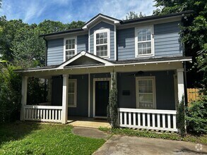 Building Photo - Gorgeous 4 Bedroom Home in Belmont Neighbo...