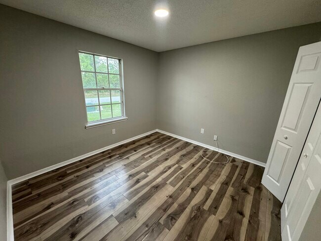 Building Photo - 119 Watoga Ave SW