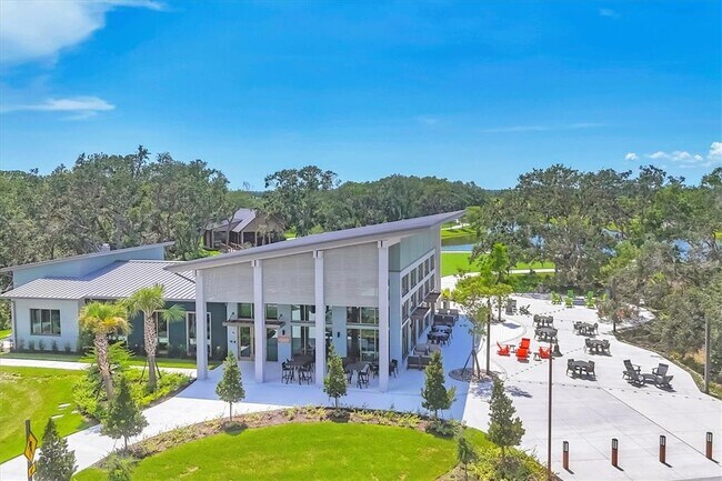Building Photo - 10108 Hammock Brook Dr