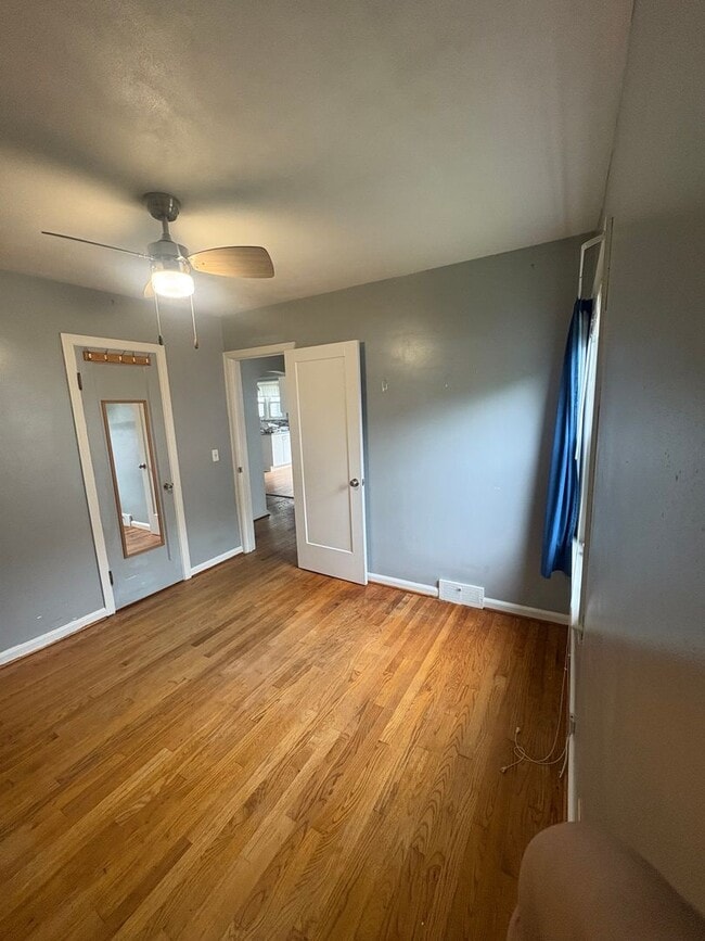 Building Photo - Charming 3-Bed, 1.5 Bath Home in Peaceful ...