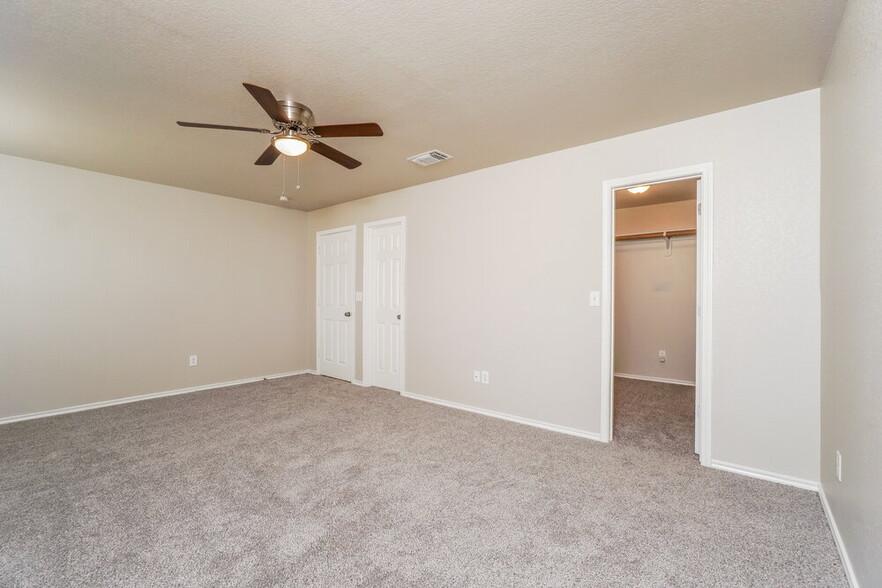 Building Photo - 3415 Calico Cor