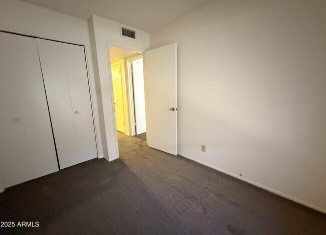 Building Photo - 1051 S Dobson Rd