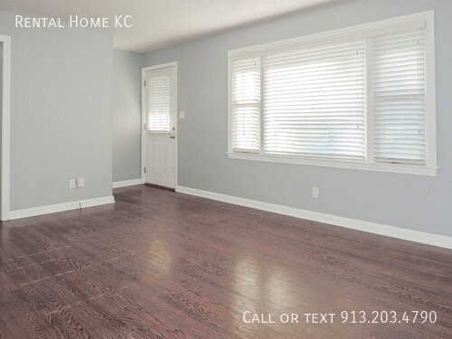 Building Photo - 6325 Santa Fe Dr