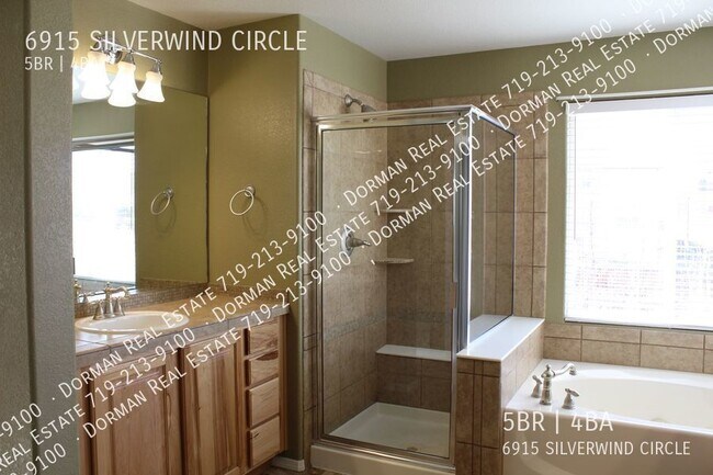 Building Photo - 6915 Silverwind Cir