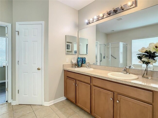 Building Photo - 1294 Plumgrass Cir