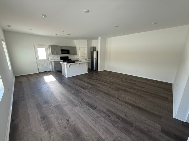 Building Photo - 6805 SW Dignity Ave