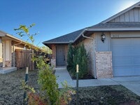 Building Photo - Home for rent