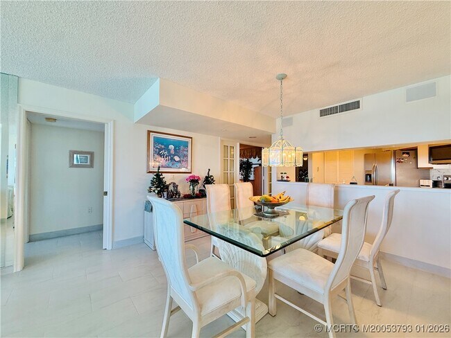 Building Photo - 8800 S Ocean Dr