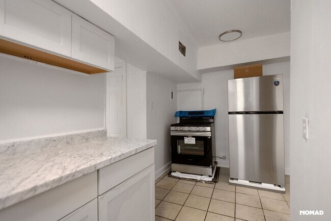 Building Photo - Charming 2BR Duplex in Jackson