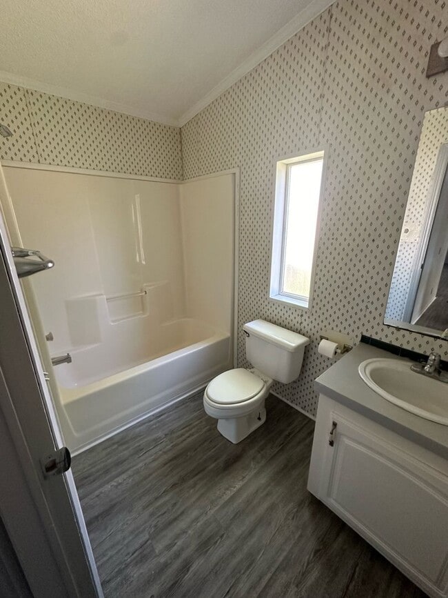 Building Photo - Cozy House for Rent in Muncie