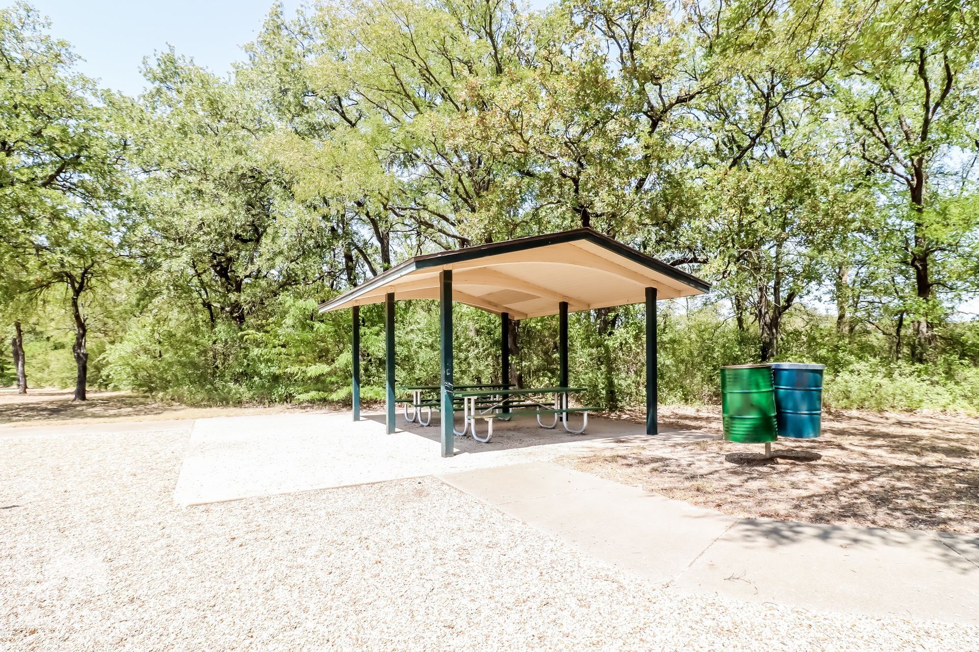 Building Photo - 6928 Glade Oaks Dr