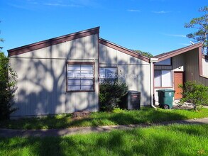 Building Photo - 8124 San Jose Manor Dr E