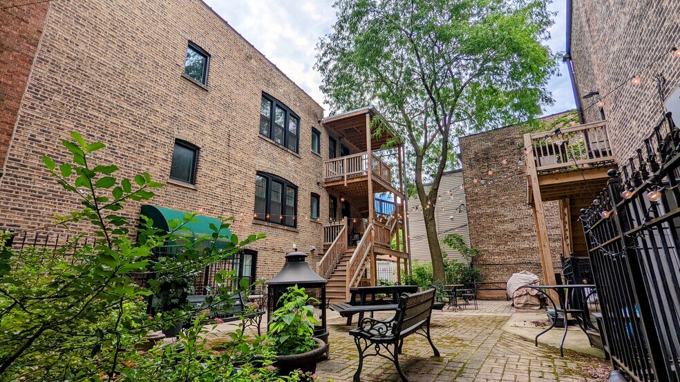 Building Photo - 4011 N Avers Ave