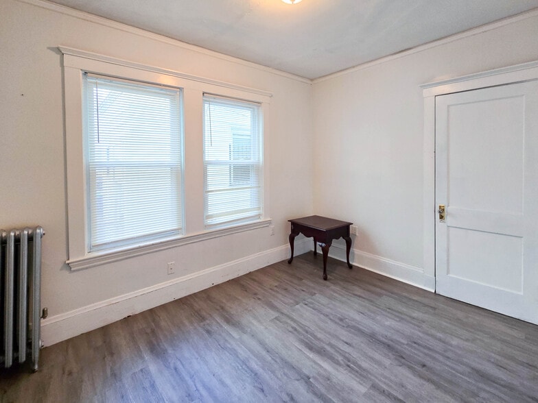 Building Photo - 63 Pinckney St