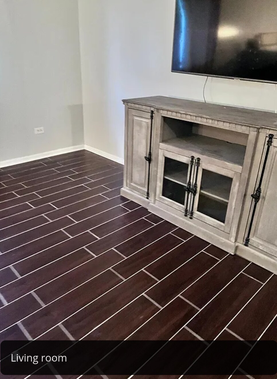 Building Photo - 8520 Lakewood Ave