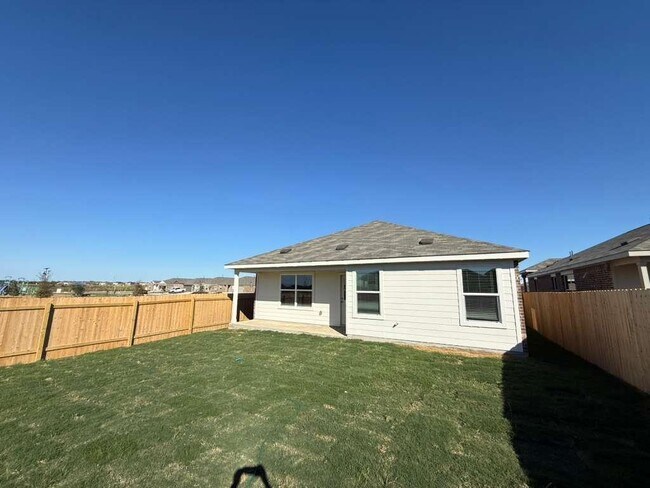 Building Photo - 200 Herald Dr