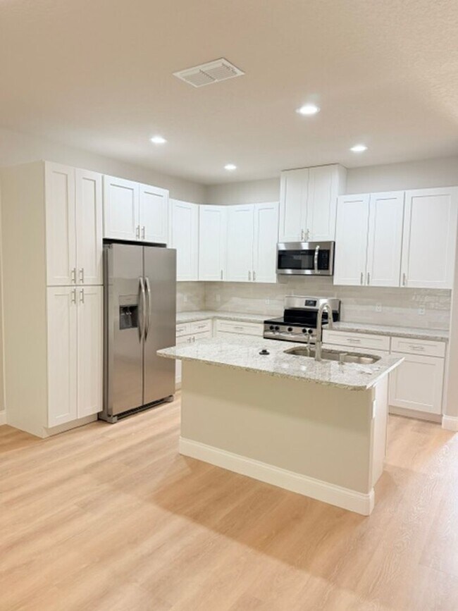 Building Photo - 29 Slumber Path
