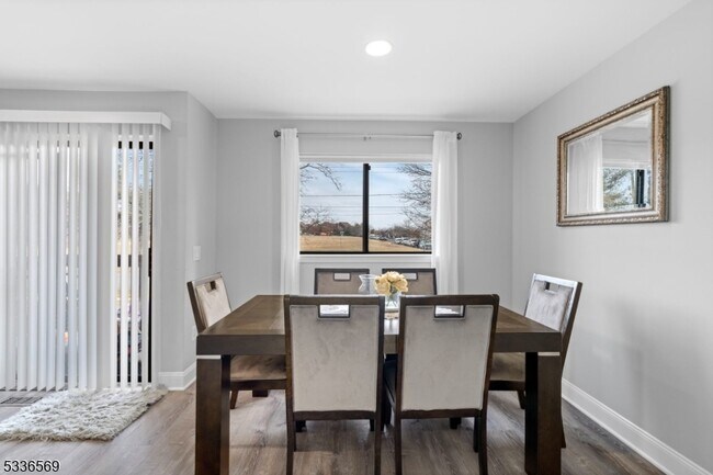 Building Photo - 3001 Revere Ct
