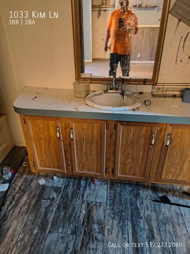 Building Photo - 1033 Kim Ln