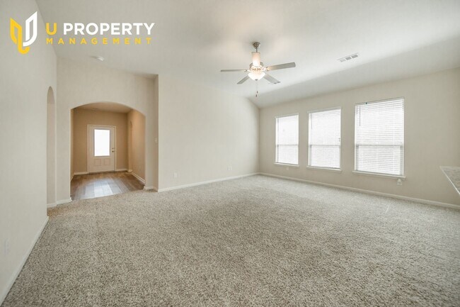 Building Photo - 1817 Dahlia Way