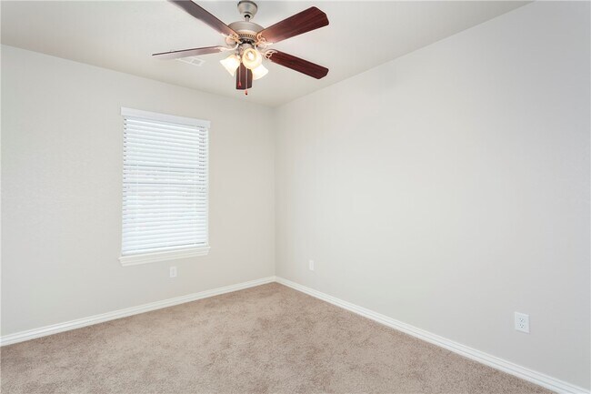 Building Photo - 846 Via Drago Ave