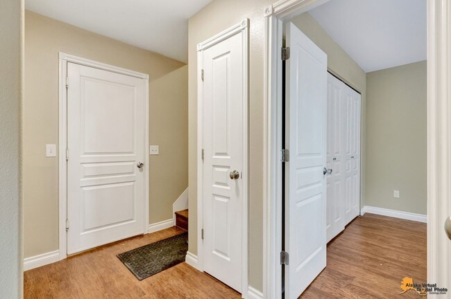 Building Photo - Campbell Four Bedroom Home with Garage