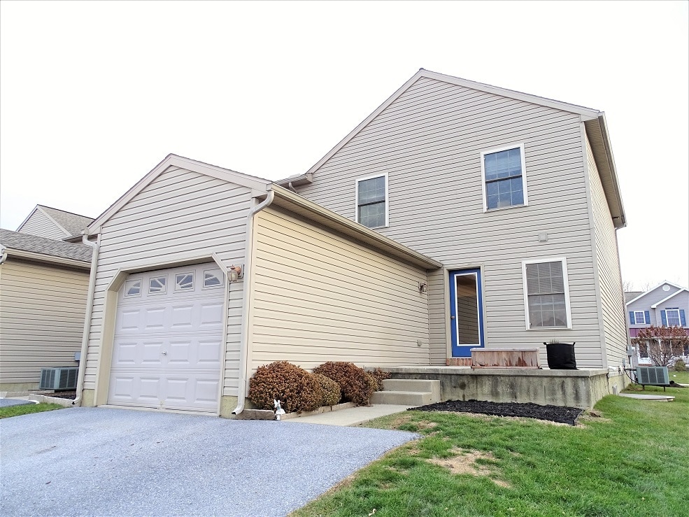 Building Photo - 150 Gable Dr