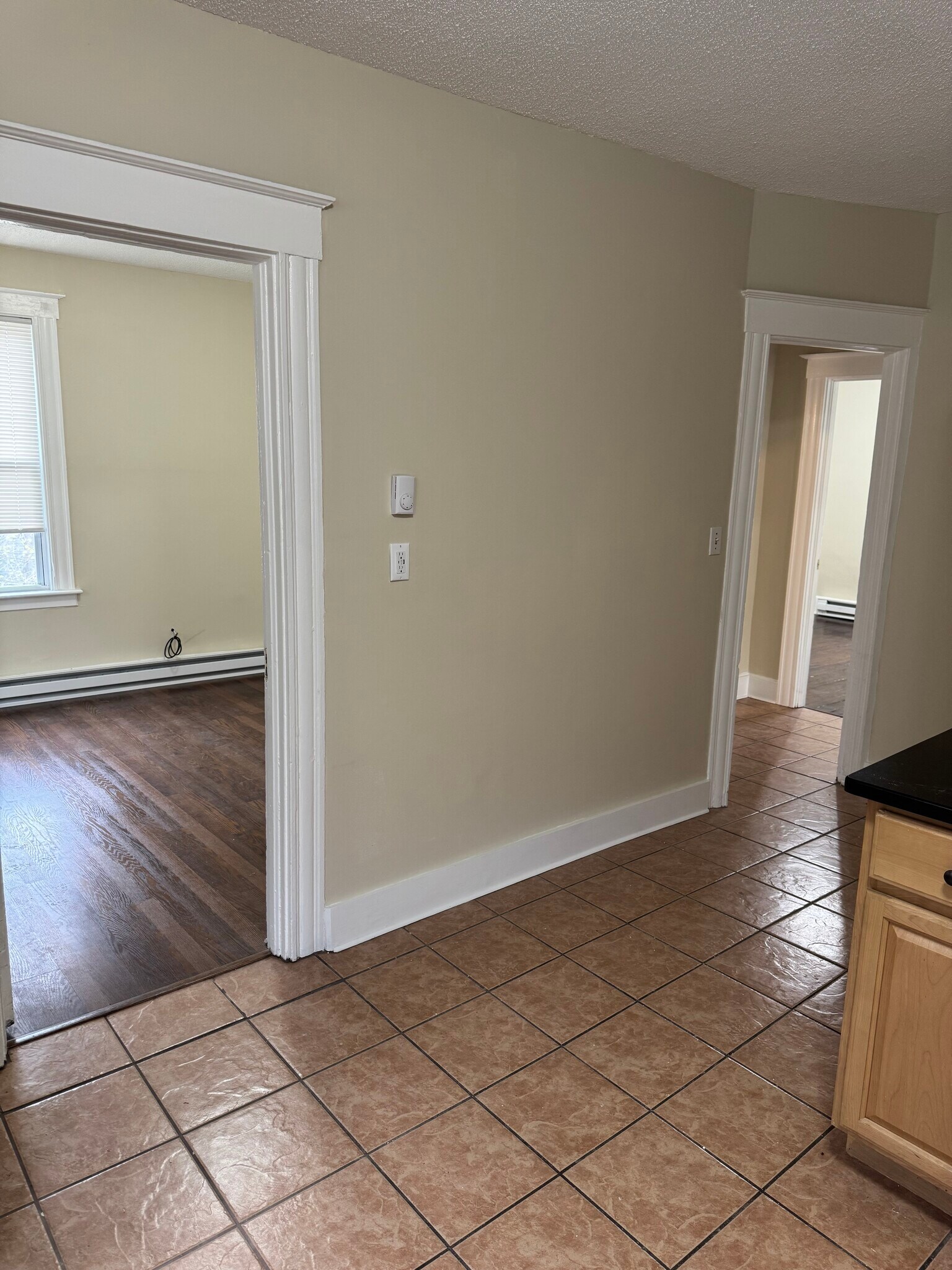 Kitchen Nook - 128 Pleasant St