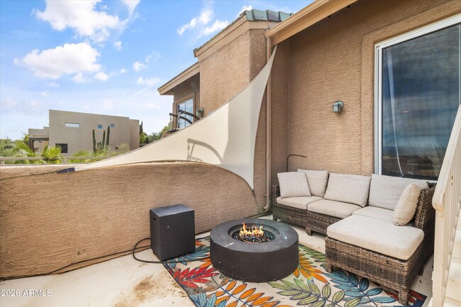 Building Photo - 12852 N Mountainside Dr