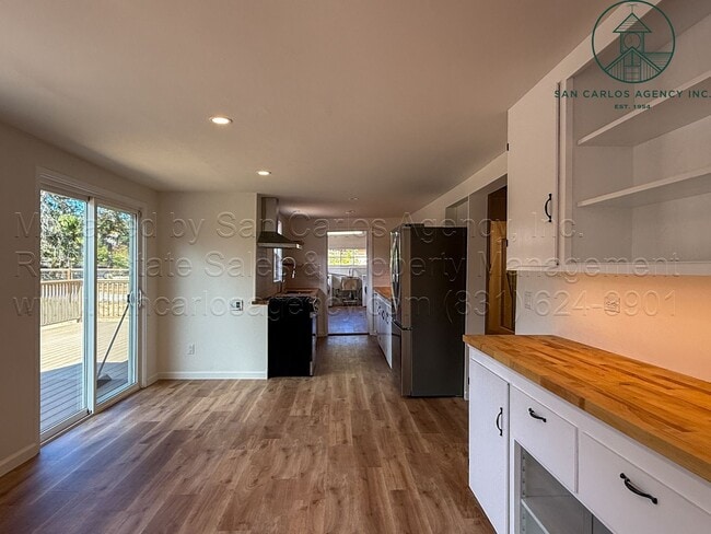 Building Photo - Beautifully Remodeled Mid-Carmel Valley Ra...