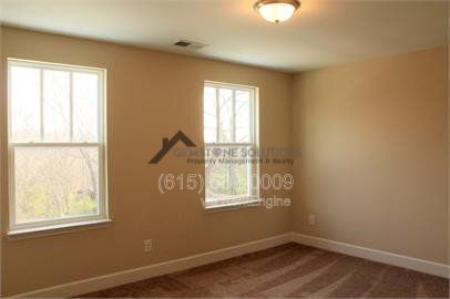 Building Photo - 1529 Winding Creek Dr