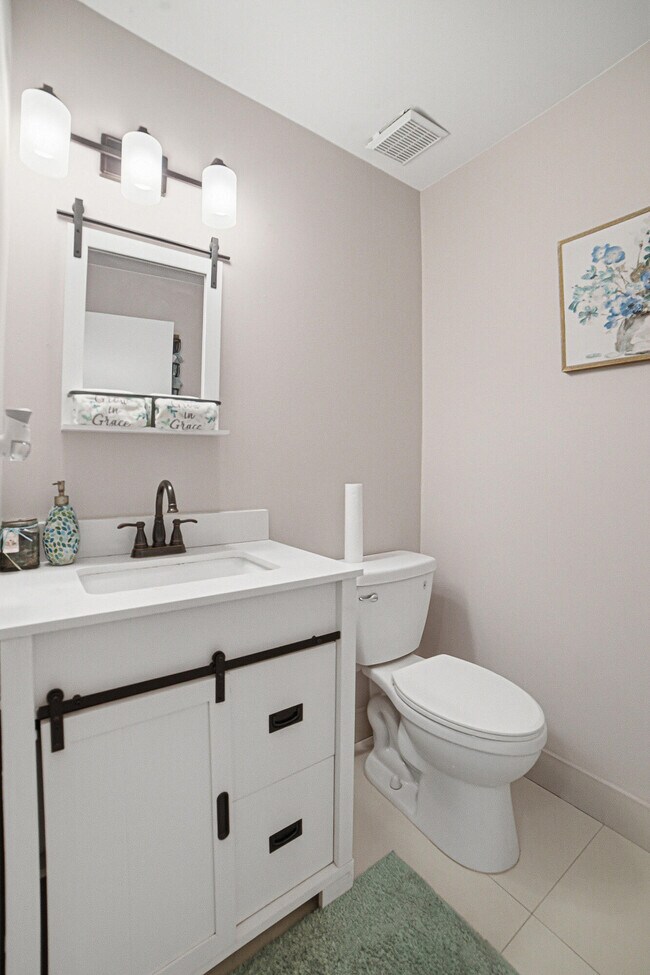 Building Photo - 6466 Buena Vista Dr