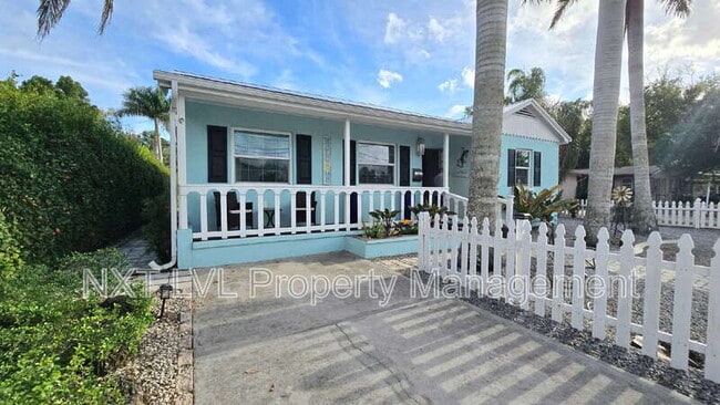 Building Photo - 509 W Olympia Ave