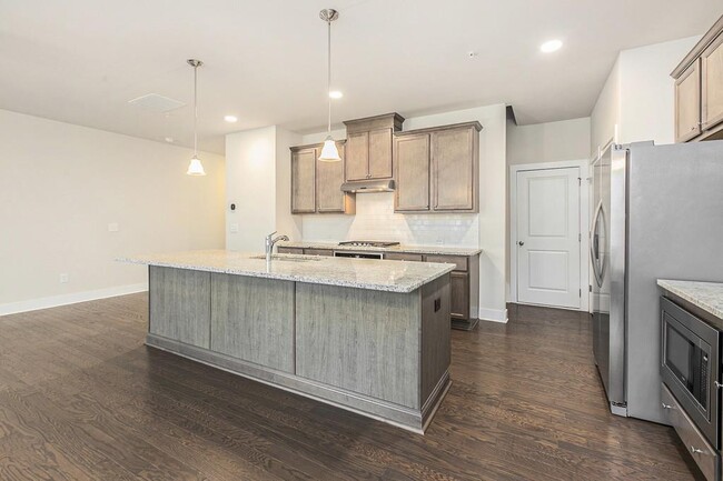 Building Photo - 1247 Winterhaven Dr