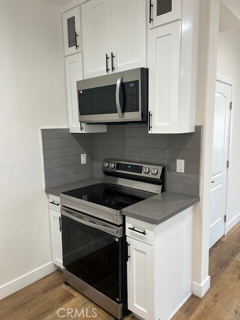 Building Photo - 5877 Towne Ave