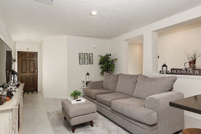 Building Photo - 41694 Sorrel Spring Ln