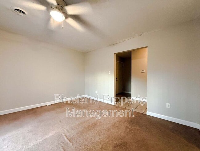 Building Photo - 2736 George Owen Rd