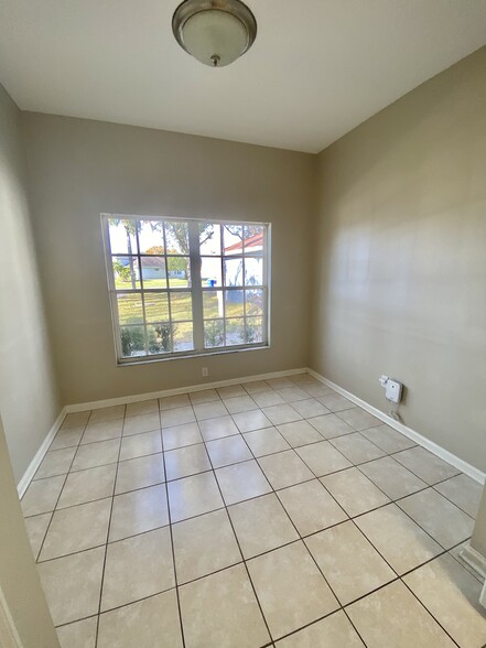 Building Photo - 3111 Cranes Cove Loop