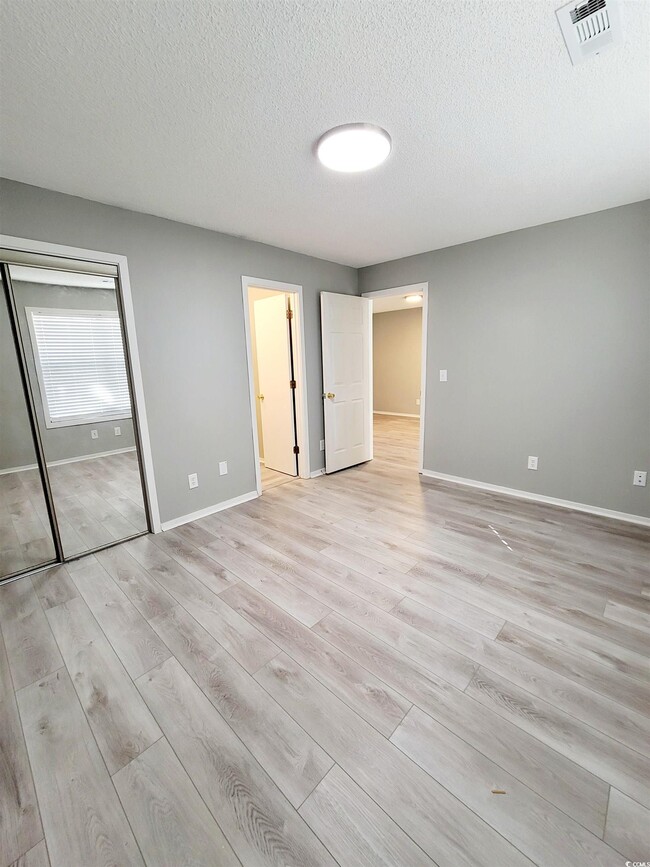 Building Photo - 4493 Little River Inn Ln