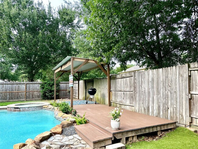 Building Photo - 24914 Aughton Ct