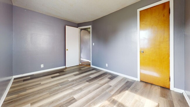 Building Photo - 3 Bedroom Ranch in Madison