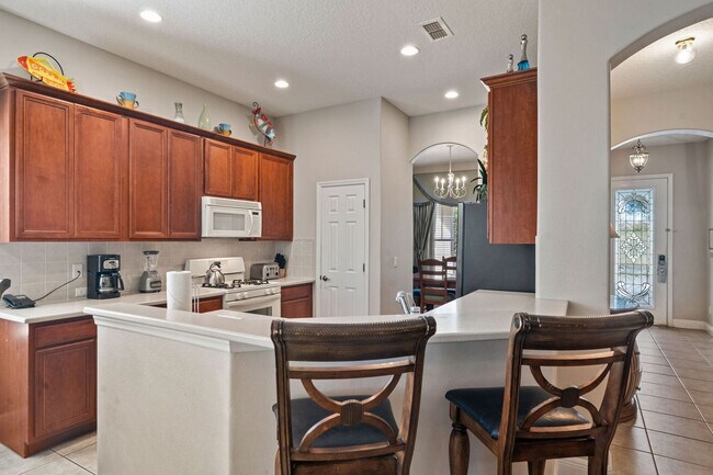 Building Photo - 7534 Gathering Dr