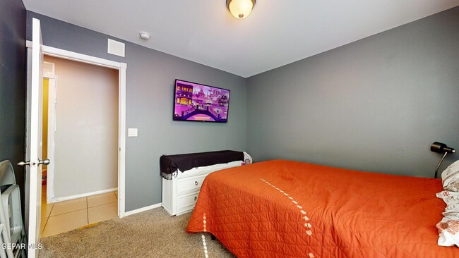 Building Photo - 12132 Mesquite Thorn Dr