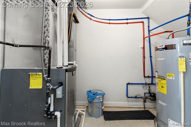 Building Photo - 43474 Chancellor Ln