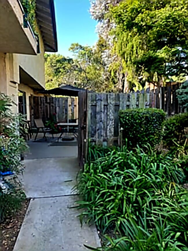Building Photo - 367 Northgate Drive